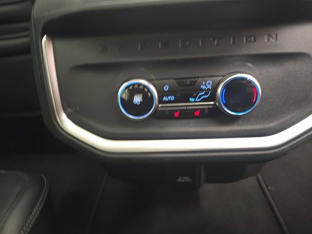 Certified 2025 Ford Expedition Max Platinum image 13