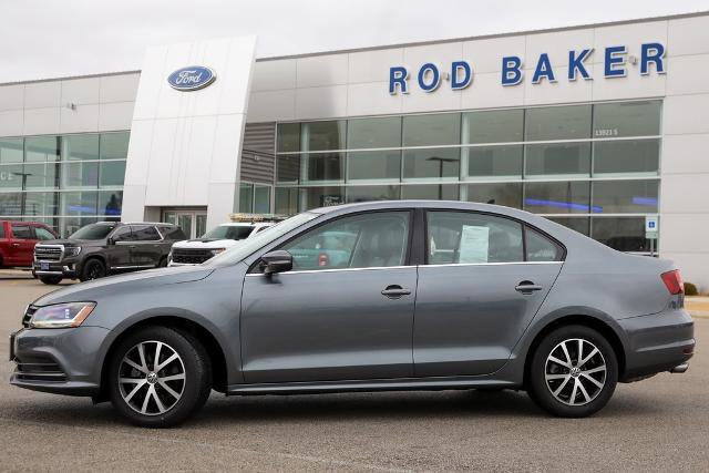 Used 2017 Volkswagen Jetta SE image 8