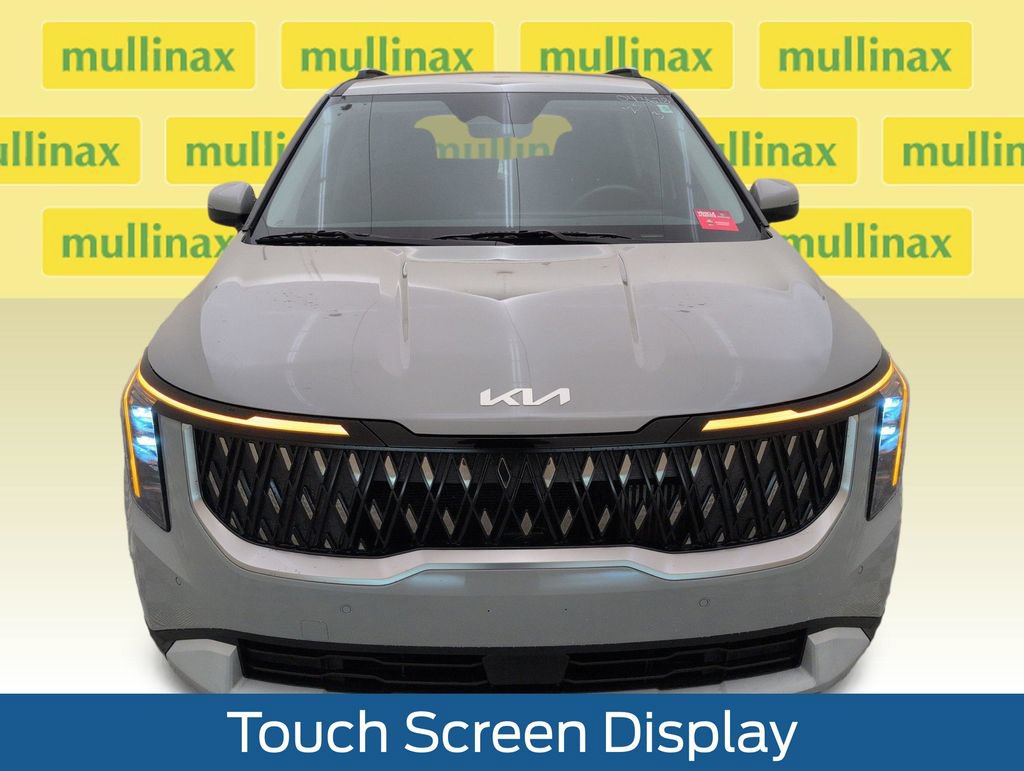 Used 2025 Kia Carnival EX FWD image 14
