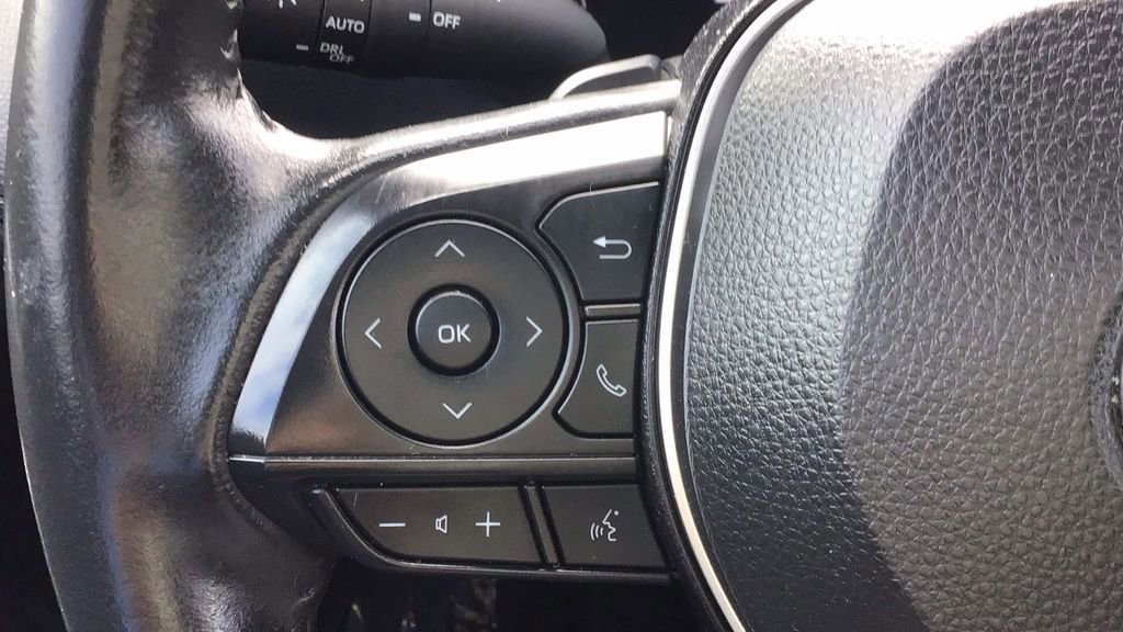 Used 2023 Toyota Corolla Cross XSE w/ Convenience Package image 20