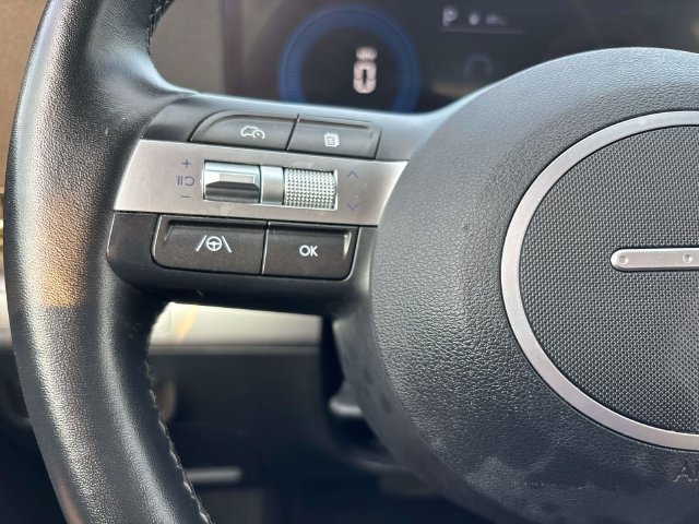 Used 2024 Hyundai Kona SEL AWD/4WD image 17