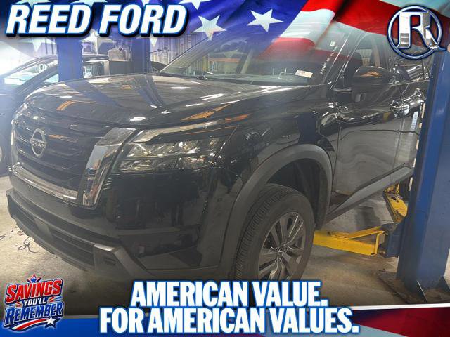 Used 2025 Nissan Pathfinder SV AWD/4WD image 1