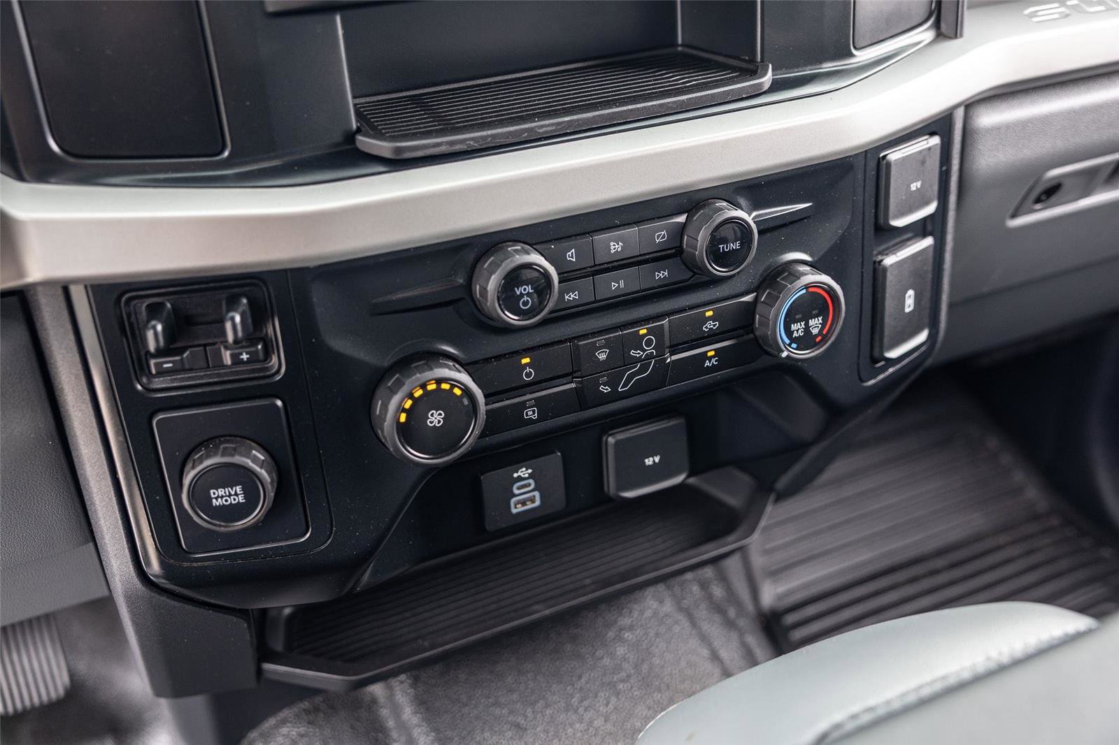Certified 2024 Ford F250 XL RWD image 19