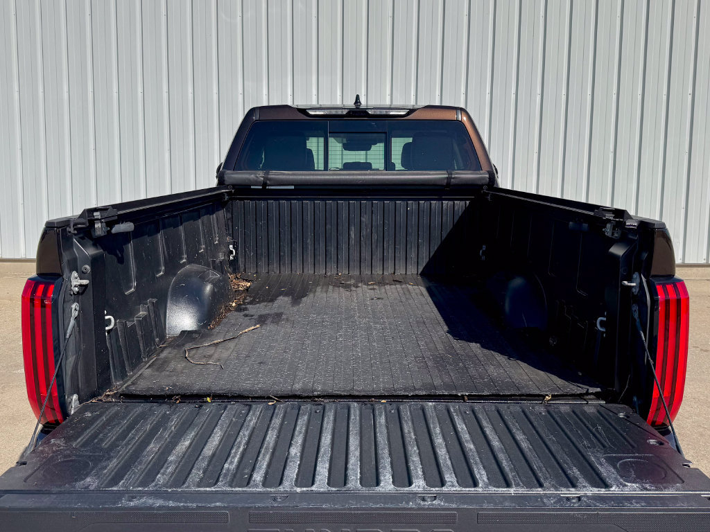 Used 2023 Toyota Tundra Limited AWD/4WD image 16