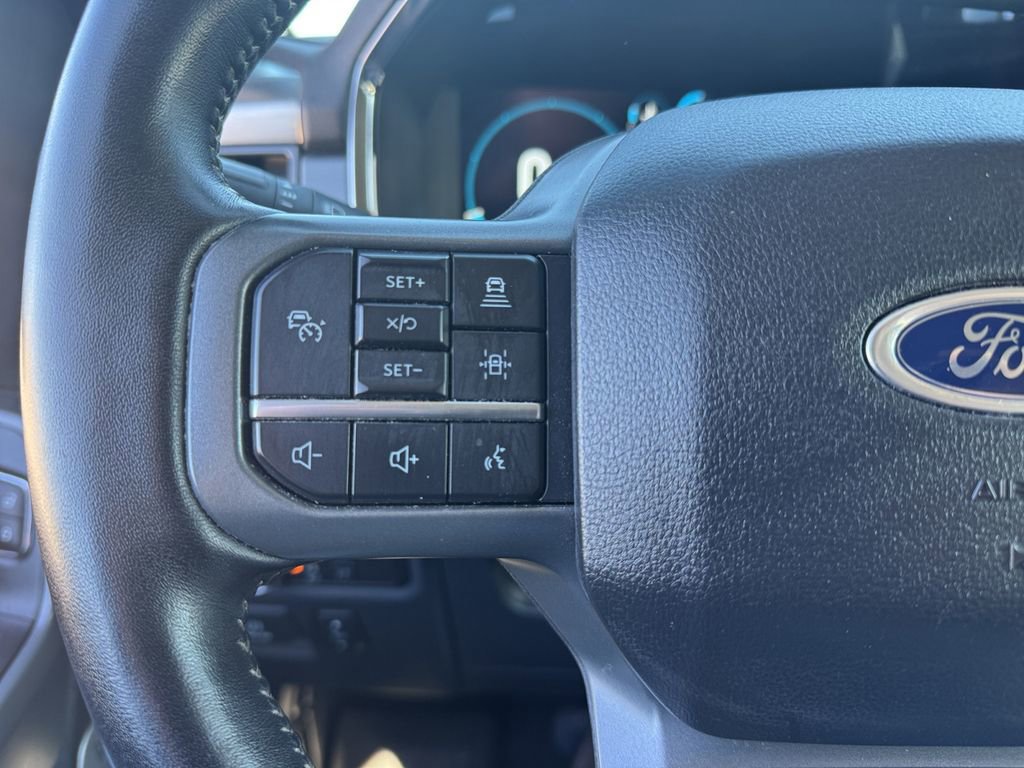 Certified 2022 Ford F150 Lariat w/ Equipment Group 502A High image 37