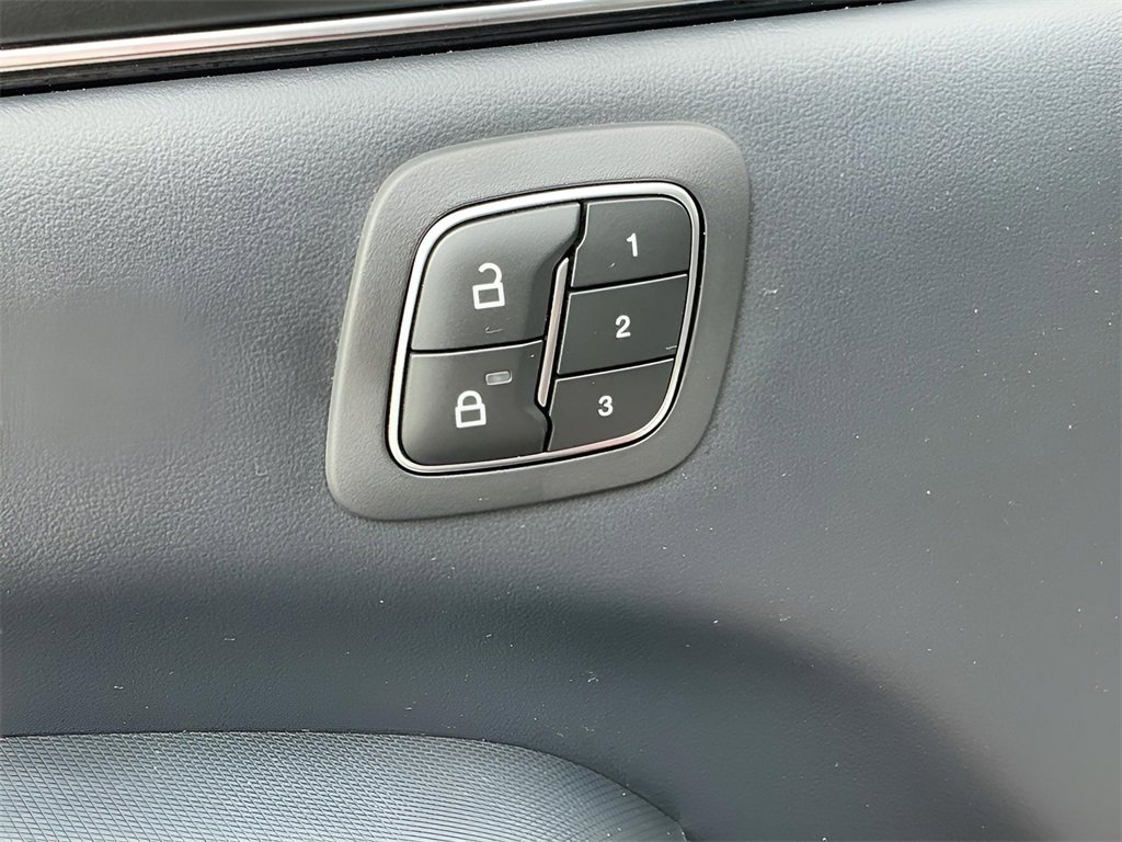 Certified 2021 Ford Mustang Mach-E Premium image 26