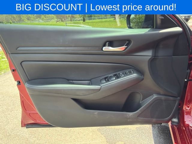 Used 2024 Nissan Altima 2.5 SV FWD image 20