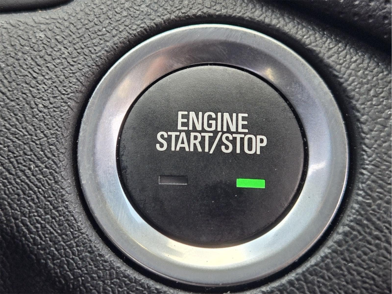 Used 2024 Chevrolet Equinox Premier AWD/4WD image 19