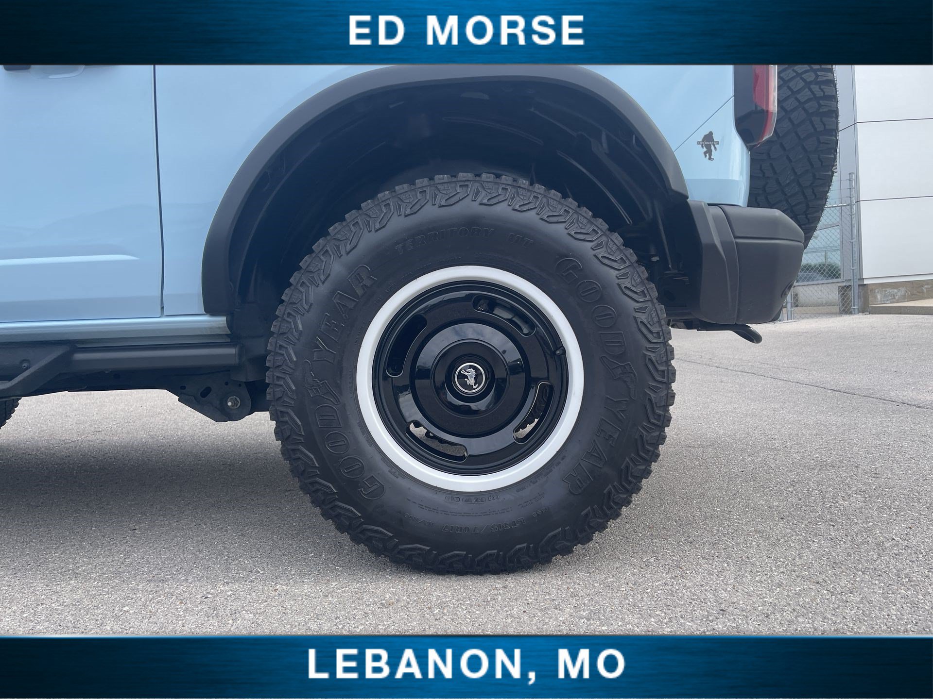 Certified 2024 Ford Bronco Heritage Edition AWD/4WD image 32