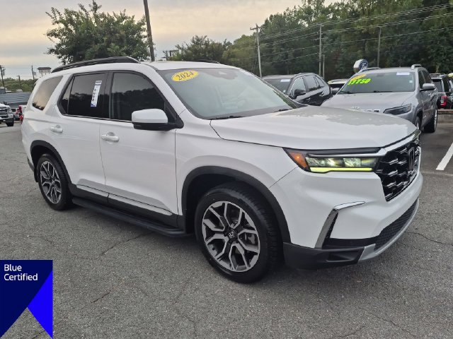 Used 2024 Honda Pilot Touring image 7