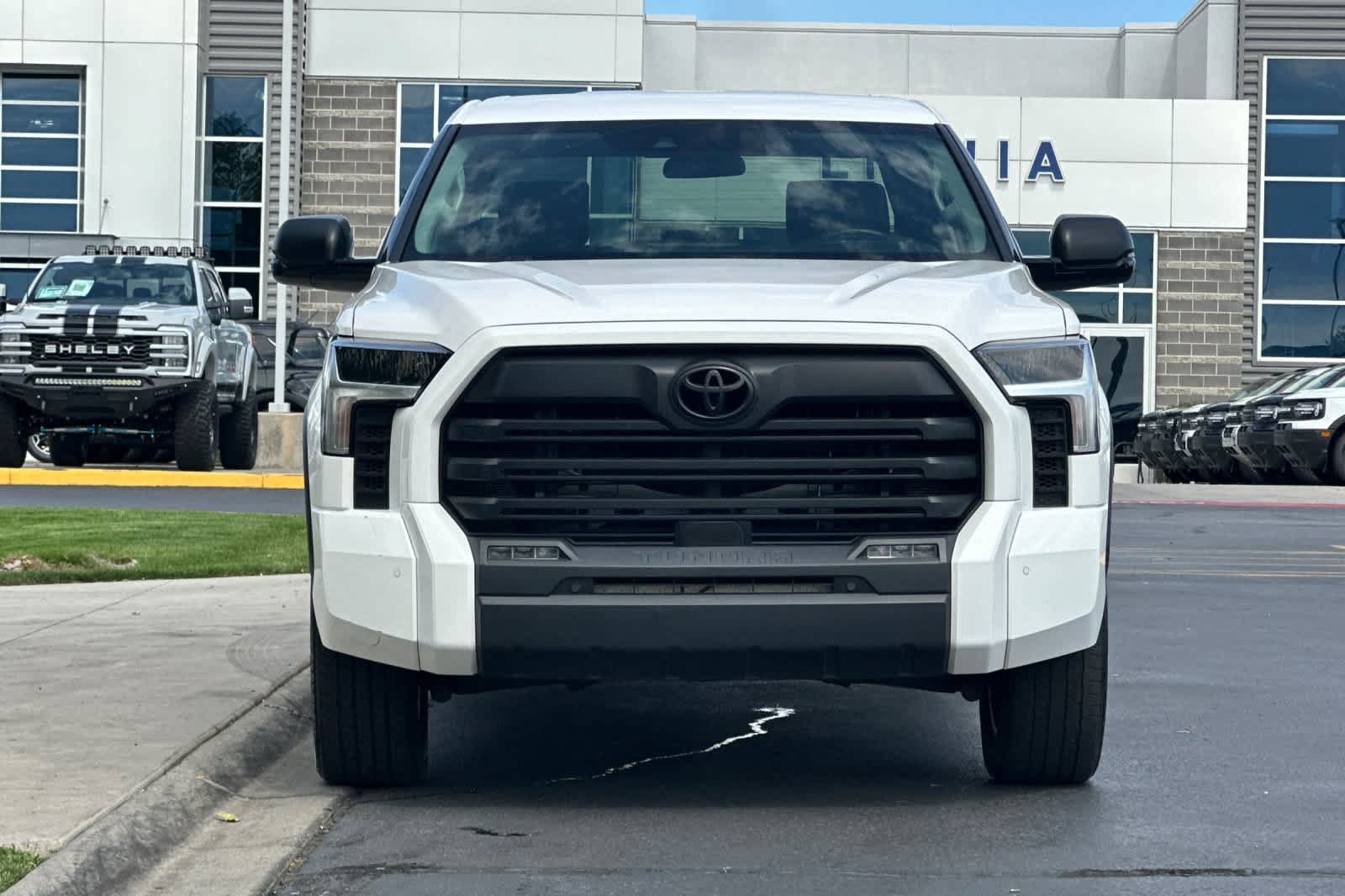 Used 2023 Toyota Tundra SR5 w/ SR5 Premium Package AWD/4WD image 10