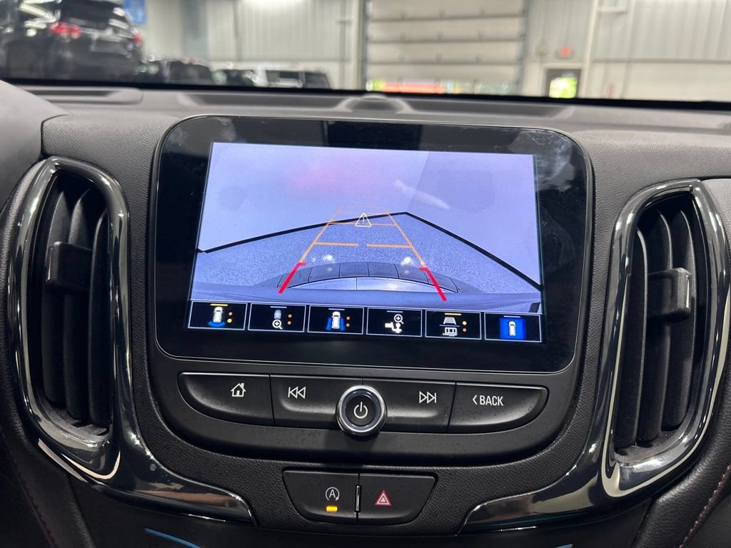 Used 2024 Chevrolet Equinox RS w/ RS Leather Package AWD/4WD image 22