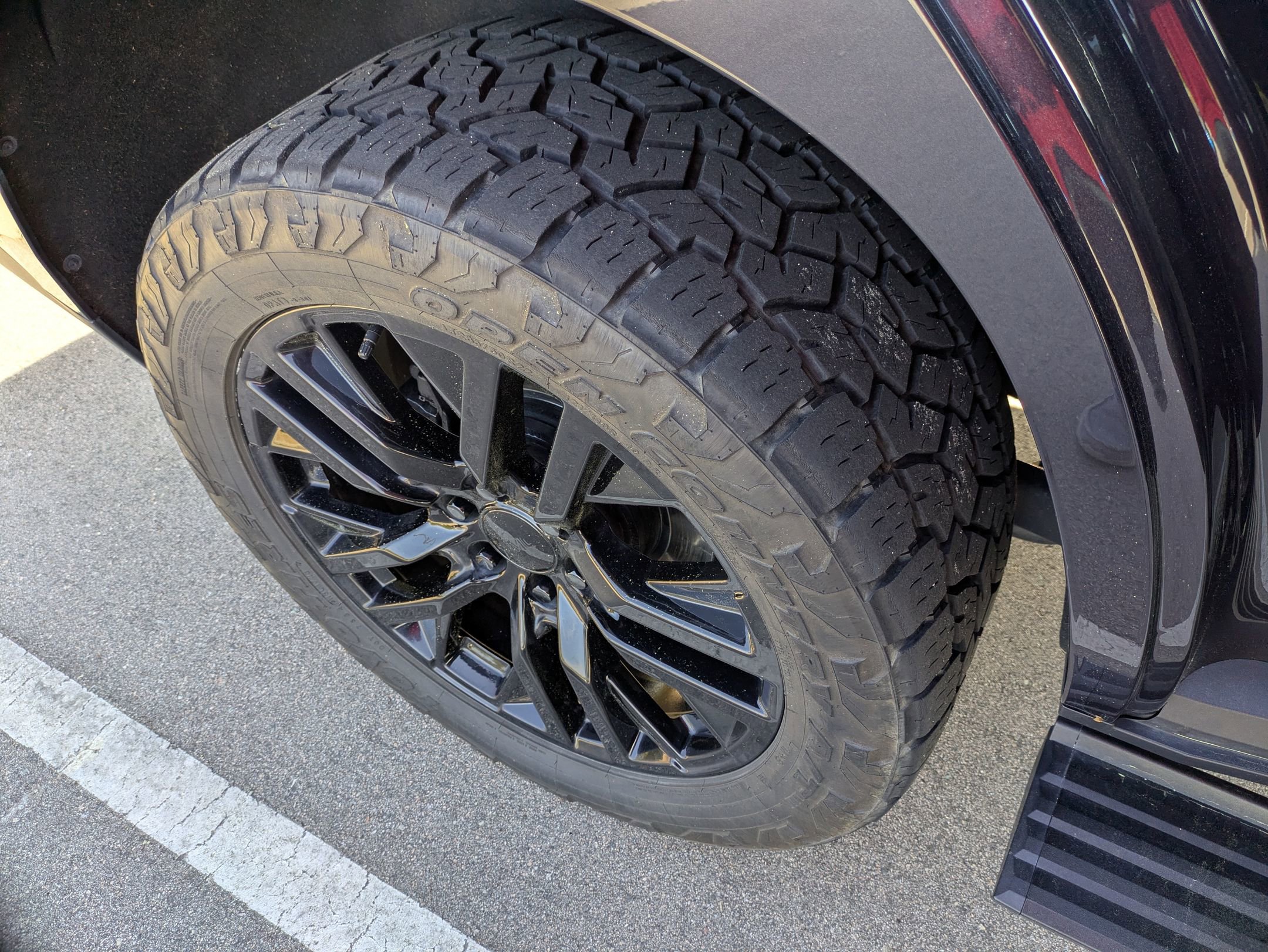 Used 2023 GMC Yukon Denali w/ LPO, Floor Liner Package AWD/4WD image 36