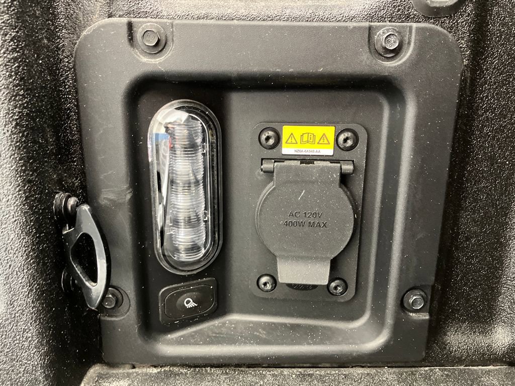 Certified 2024 Ford Maverick Lariat image 30