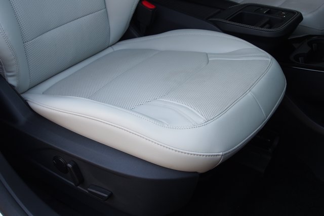 Certified 2025 Ford Mustang Mach-E Premium AWD/4WD image 12
