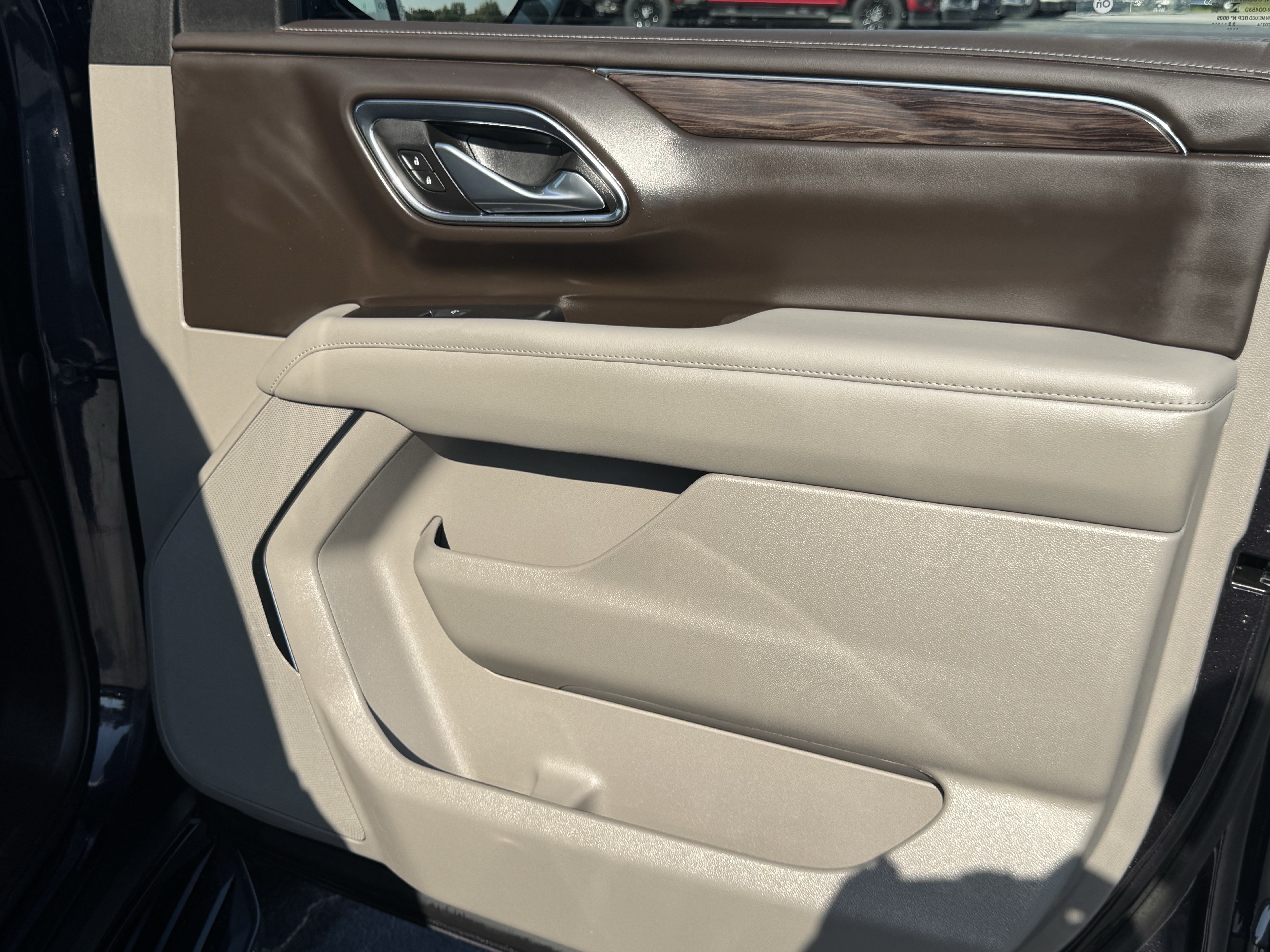 Used 2023 Chevrolet Tahoe LS w/ Driver Alert Package RWD image 17