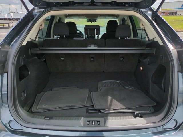 Certified 2022 Ford Edge SE image 14