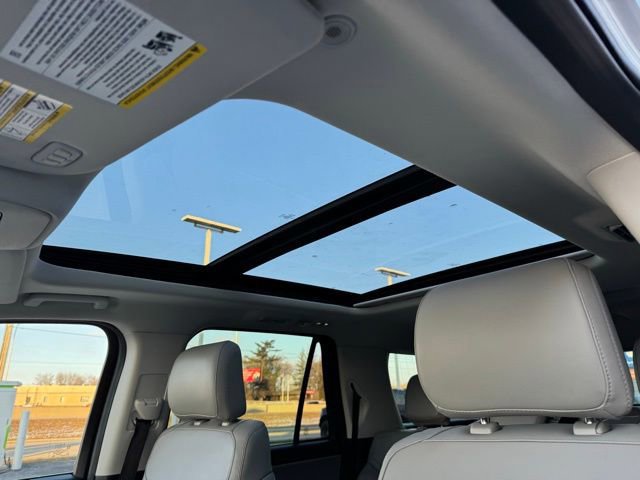 Certified 2025 Ford Expedition Max Active image 15