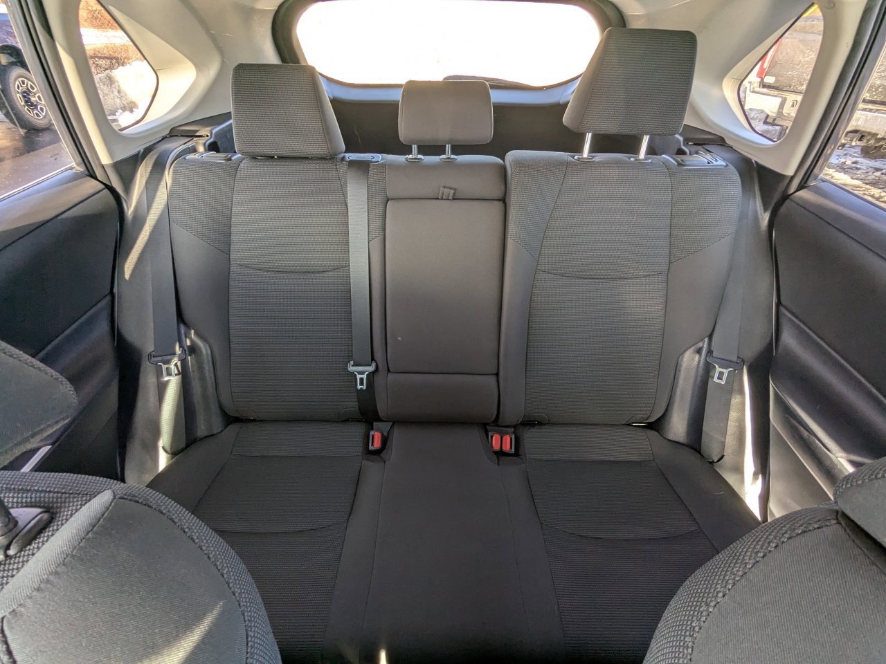 Used 2021 Toyota RAV4 LE image 14