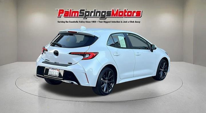 Used 2025 Toyota Corolla XSE image 2