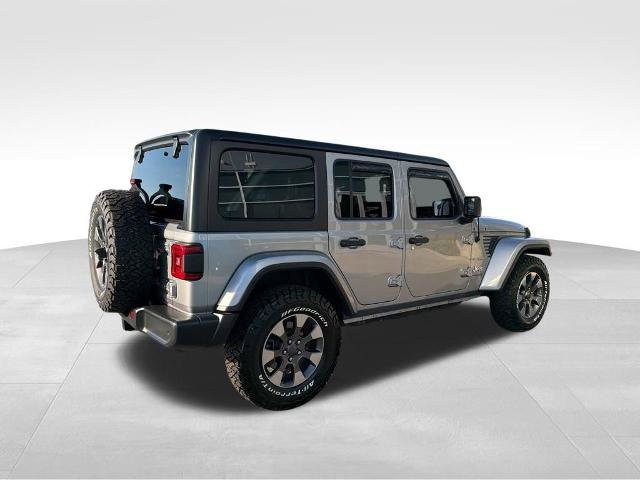 Used 2018 Jeep Wrangler Unlimited Sahara AWD/4WD image 6