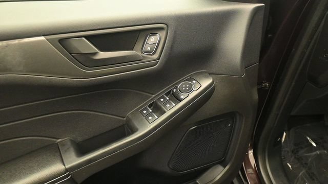 Certified 2023 Ford Escape Active AWD/4WD image 13