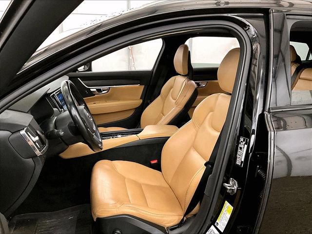 Used 2018 Volvo V90 T5 Cross Country w/ Convenience Package AWD/4WD image 25