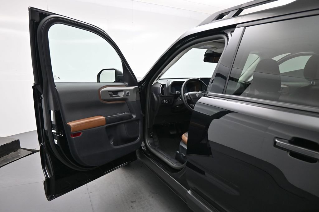Certified 2025 Ford Bronco Sport Outer Banks w/ Outer Banks Tech Package+ AWD/4WD image 9