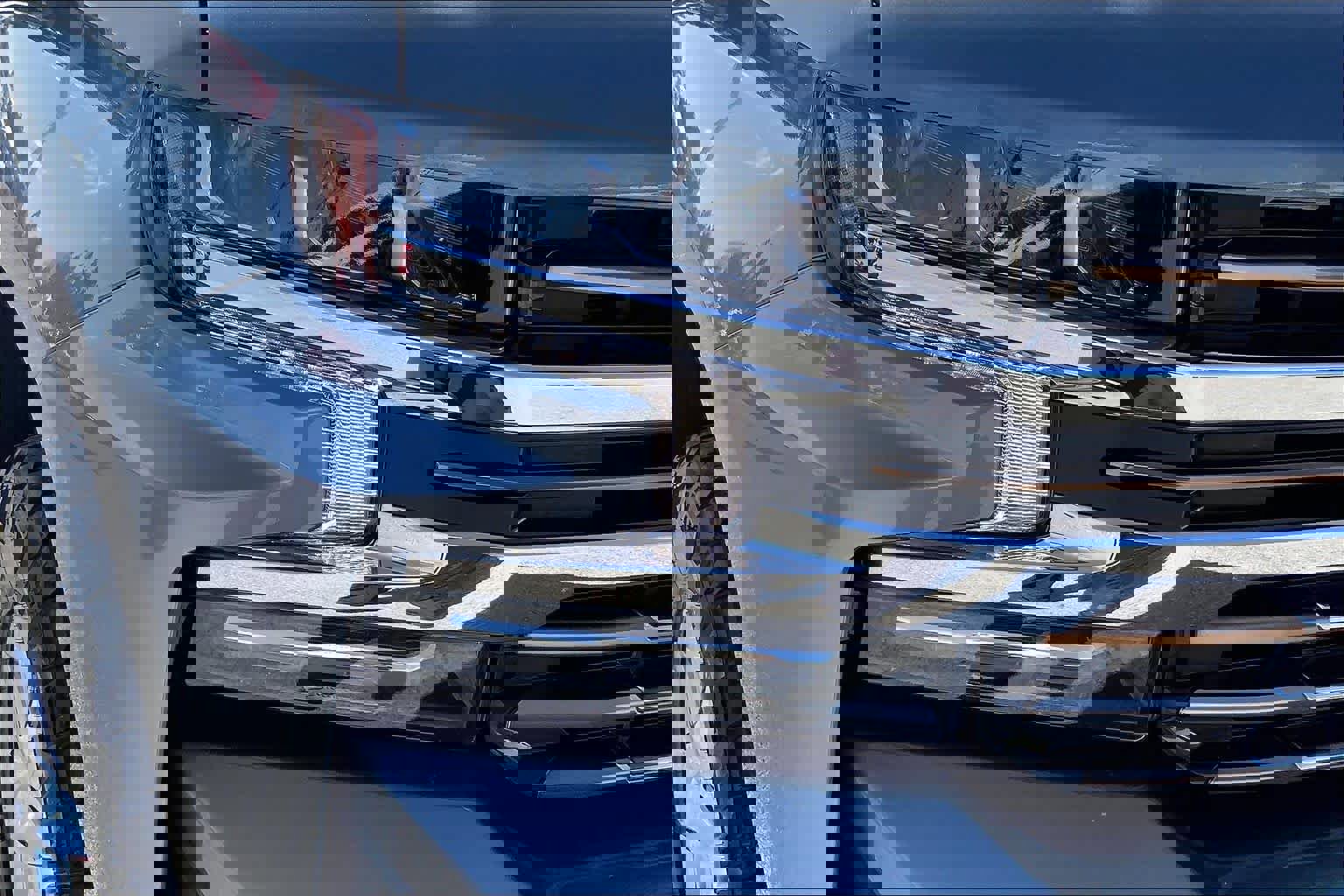 Used 2021 Chevrolet Silverado 1500 High Country w/ LPO, Dark Essentials Package image 28