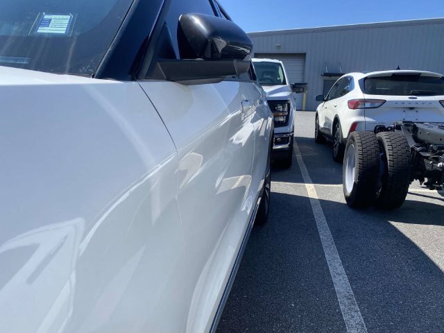 Certified 2025 Ford Explorer Platinum w/ Ultimate Package RWD image 4