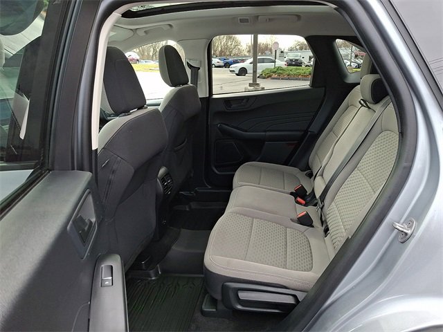 Certified 2022 Ford Escape SE w/ SE Sport Appearance Package image 11