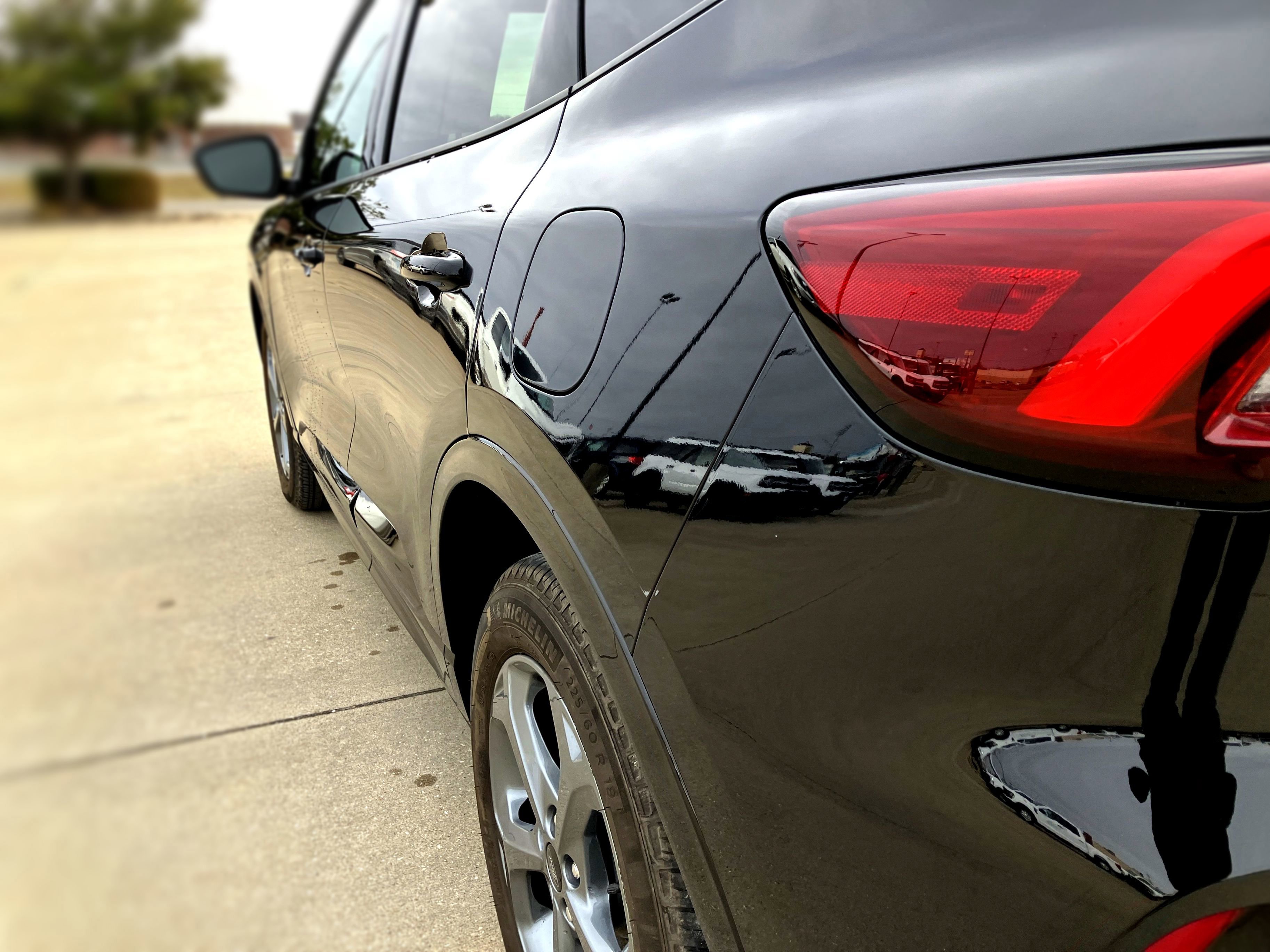 Certified 2023 Ford Escape ST-Line Select w/ Tech Pack #2 image 5