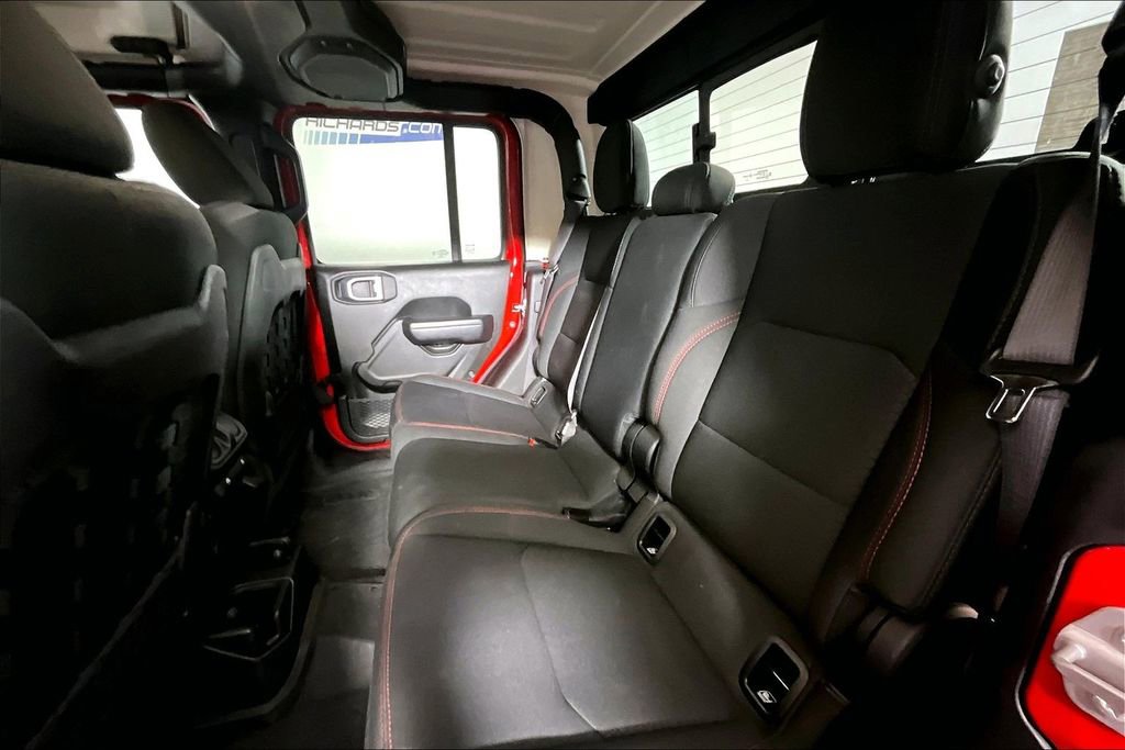 Used 2022 Jeep Gladiator Rubicon w/ LED Lighting Group AWD/4WD image 21