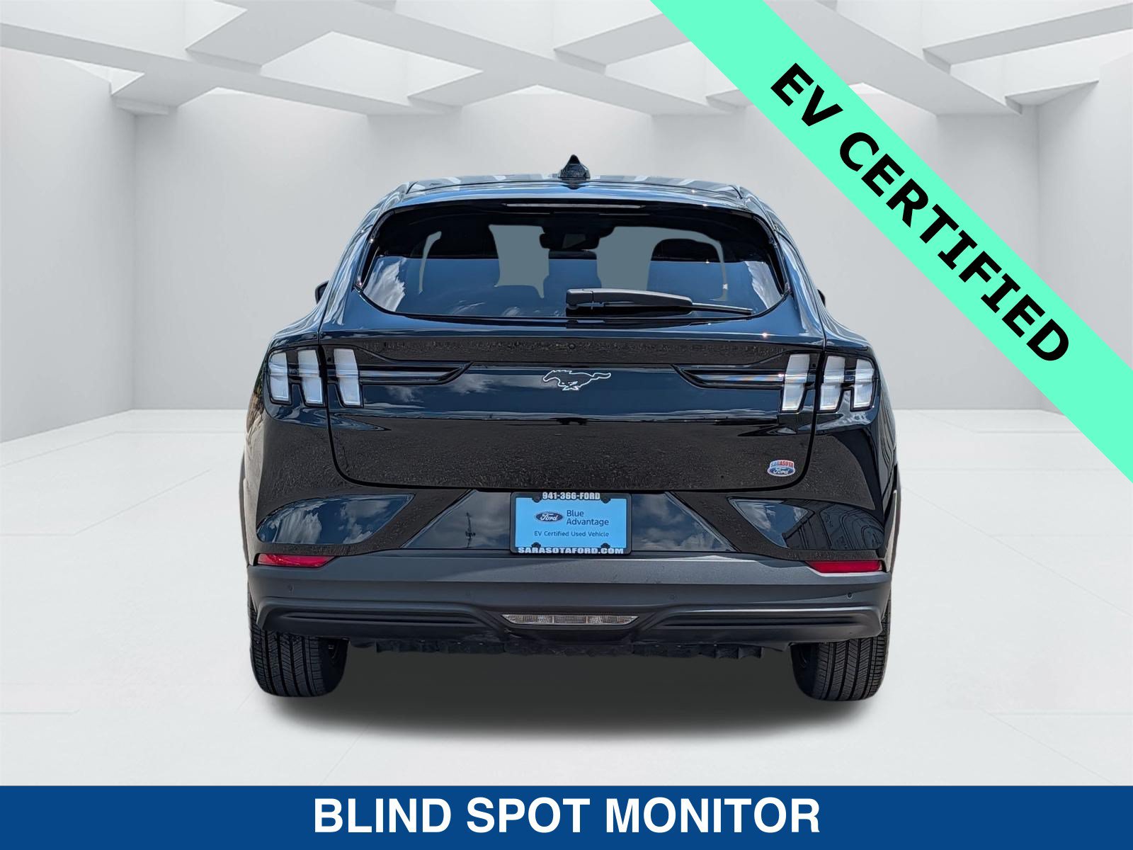 Certified 2025 Ford Mustang Mach-E Select RWD image 5