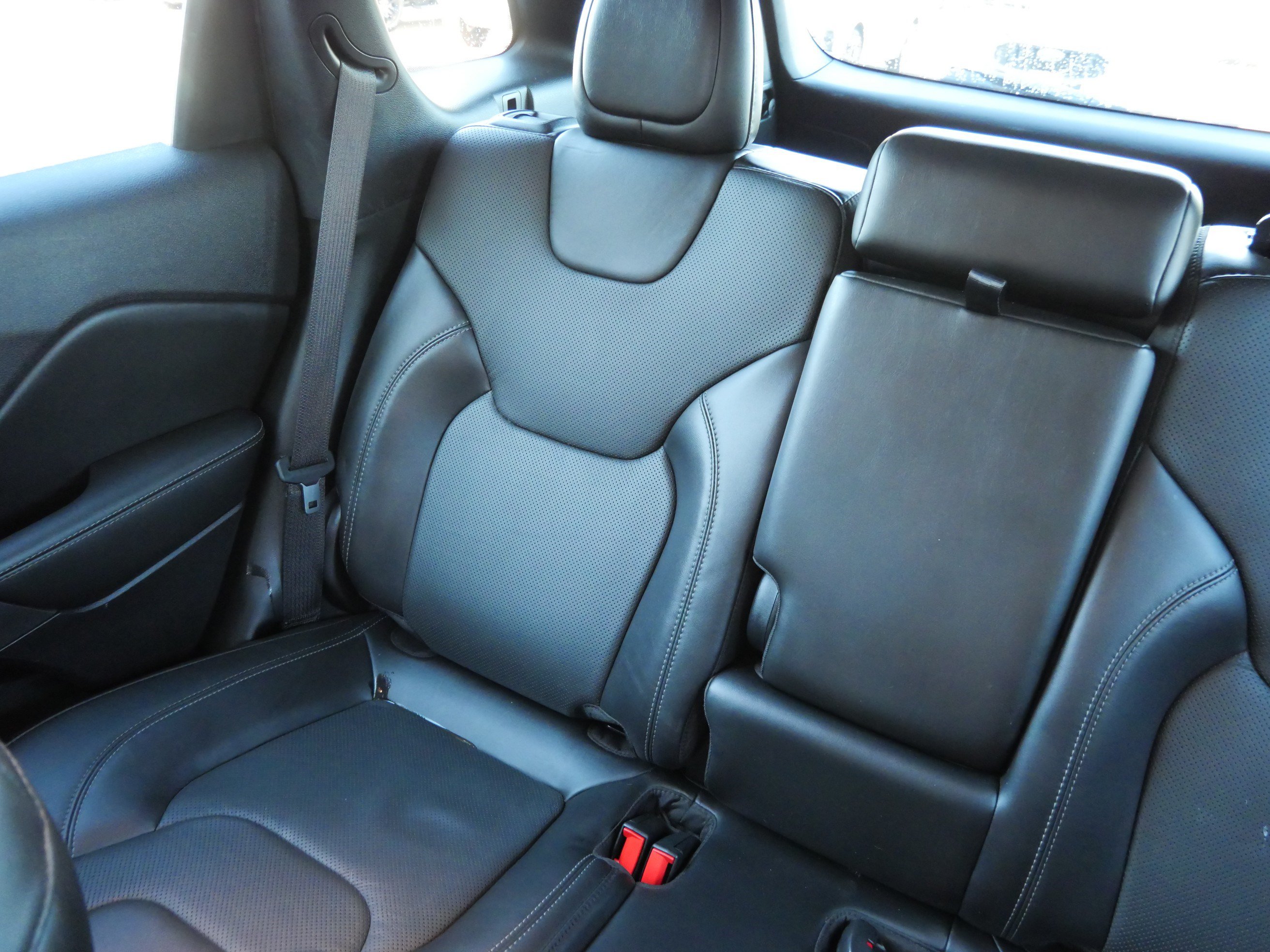 Used 2020 Jeep Cherokee Limited AWD/4WD image 12