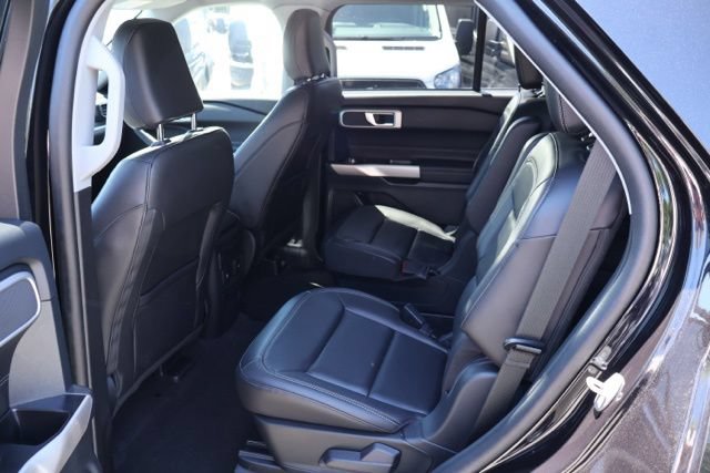 Certified 2023 Ford Explorer XLT w/ Equipment Group 202A AWD/4WD image 20