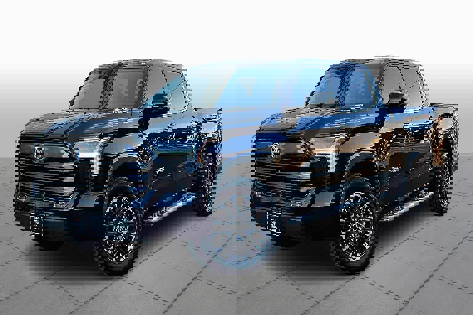 Used 2022 Toyota Tundra Limited image 6