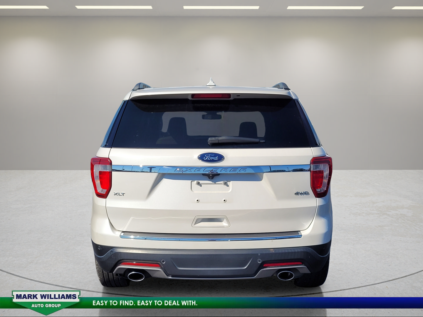 Certified 2018 Ford Explorer XLT w/ Equipment Group 202A AWD/4WD image 5