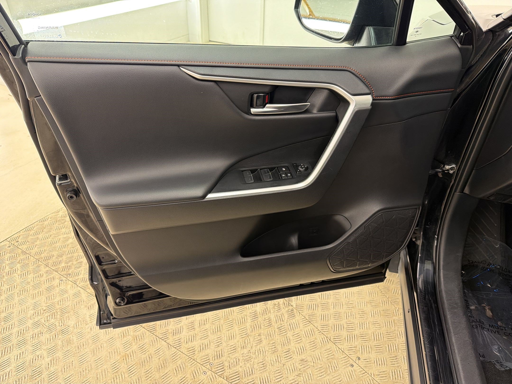Used 2024 Toyota RAV4 Adventure AWD/4WD image 13