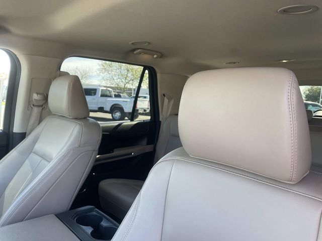 Certified 2023 Ford Expedition Max XLT image 32