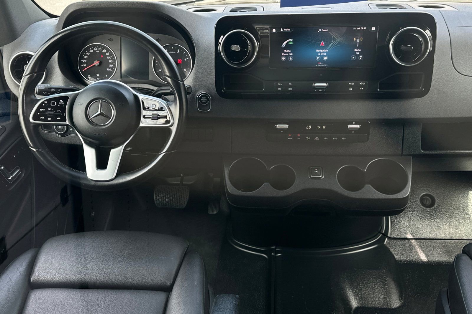 Used 2023 Mercedes-Benz Sprinter 2500 image 13