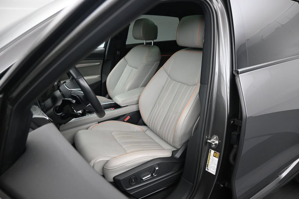 Used 2022 Audi e-tron Chronos w/ Chronos Package AWD/4WD image 9