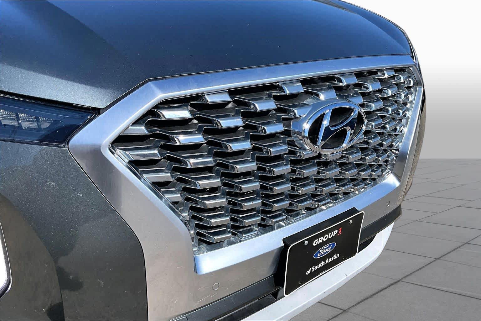 Used 2022 Hyundai Palisade Limited w/ Cargo Package AWD/4WD image 30