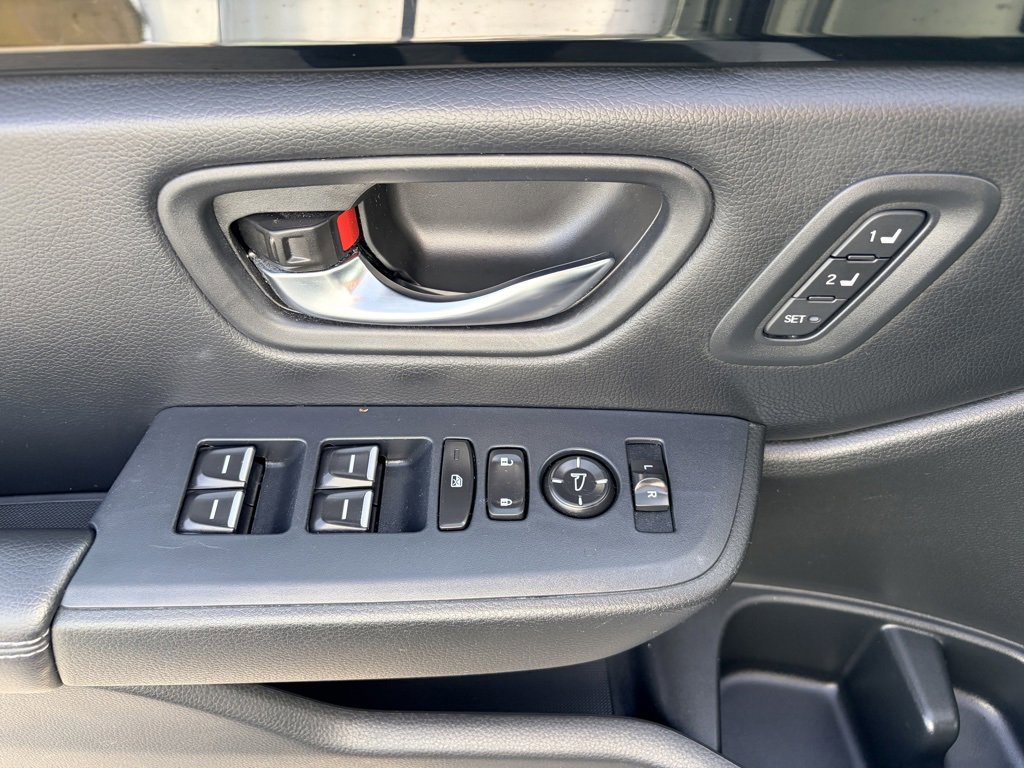 Used 2023 Honda Pilot EX-L image 19