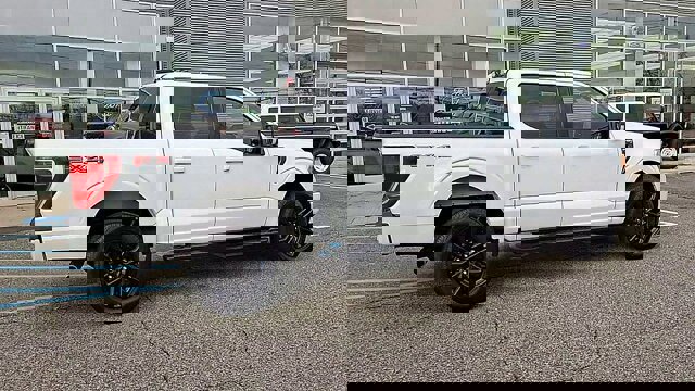 Certified 2022 Ford F150 XLT w/ Equipment Group 301A Mid image 10