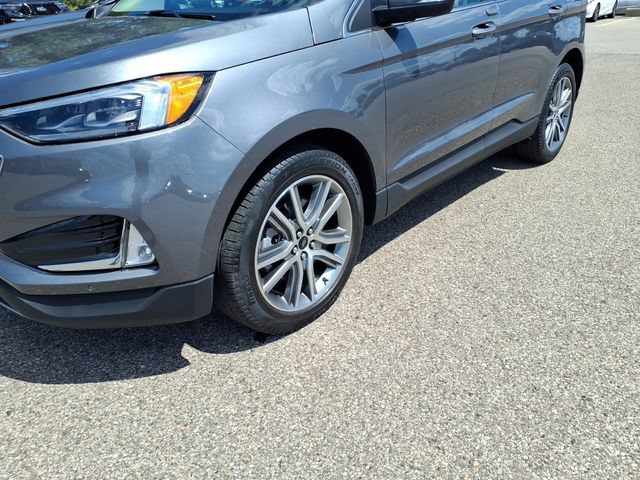 Certified 2024 Ford Edge Titanium w/ Equipment Group 301A AWD/4WD image 4