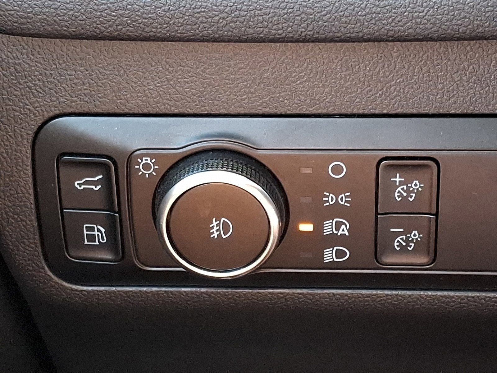 Certified 2023 Ford Escape SE FWD image 25