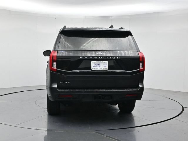 Certified 2025 Ford Expedition Active AWD/4WD image 9