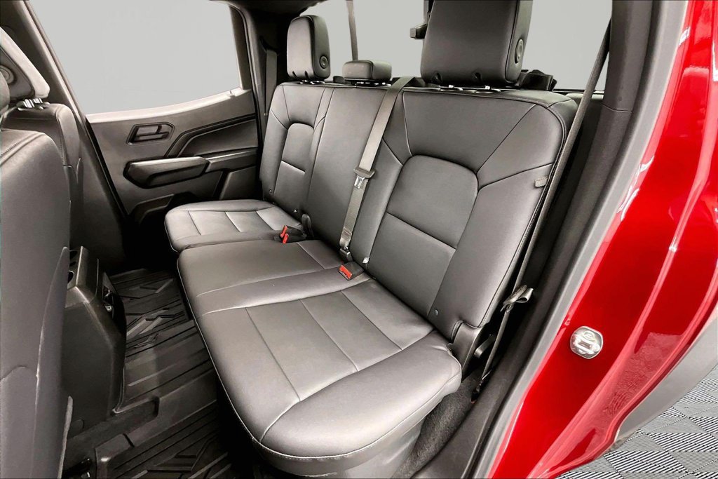 Used 2026 Chevrolet Colorado Trail Boss AWD/4WD image 27