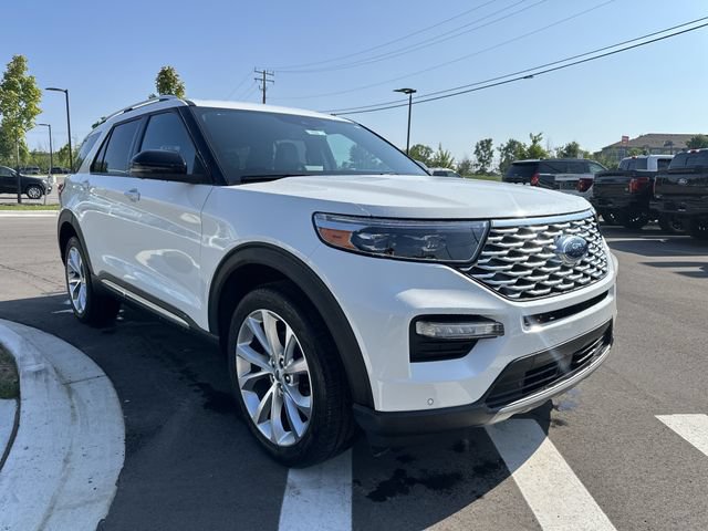 Certified 2023 Ford Explorer Platinum w/ Technology Package AWD/4WD image 7